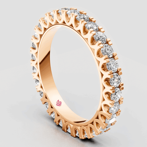 raudono aukso vestuvinis žiedas - deimantinė juostelė su apvaliais deimantais