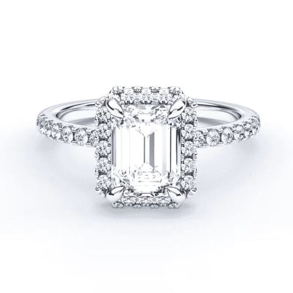 Modernus sužadėtuvių žiedas su deimantais ir halo juostele iš balto aukso arba platinos - emerald cut