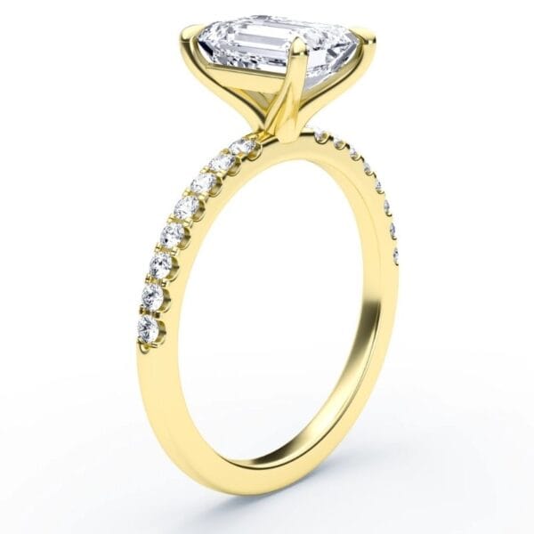 Modernus sužadėtuvių žiedas su deimantu iš geltono aukso - emerald cut