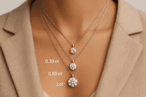 trijų skirtingų ilgių grandinėlės su skirtingų dydžių deimantinėmis akutėmis (0,30 ct, 0,50 ct ir 1 ct)