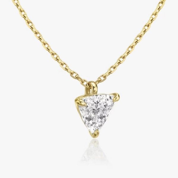 Klasikinis pakabukas su trikampės formos deimantu iš geltono aukso